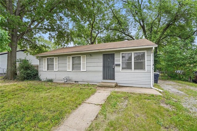5609 E 101st St, Kansas City, MO 64137 - view of front of property