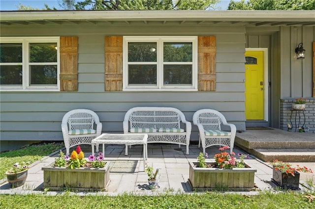 10621 E 32nd St, Independence, MO 64052 - view of patio / terrace