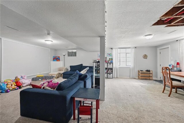 10621 E 32nd St, Independence, MO 64052 - living area featuring carpet flooring and a textured ceiling