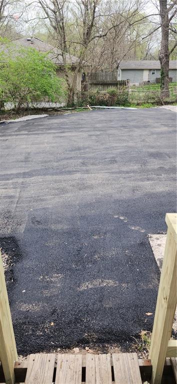116 N Home St, Independence, MO 64053 - view of yard