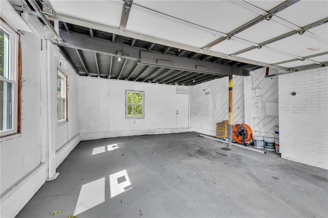 706 W Cedar St, Olathe, KS 66061 - view of garage