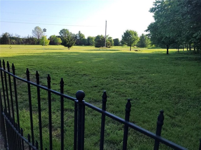 1154 SE 364p Rd, Clinton, MO 64735 - view of yard