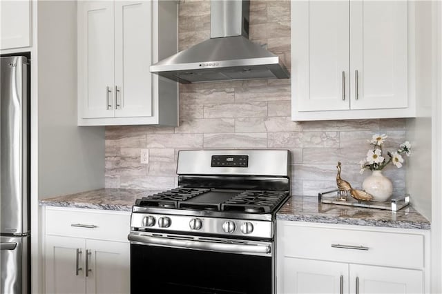 8756 Houston St, Lenexa, KS 66227 - kitchen with wall chimney exhaust hood, stainless steel appliances, and tasteful backsplash