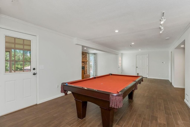 8122 Parkhill Rd, Lenexa, KS 66215 - game room with crown molding, wood finished floors, baseboards, recessed lighting, and billiards