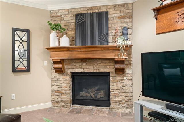 3116 W 137th St, Leawood, KS 66224 - detailed view of crown molding, a glass covered fireplace, baseboards, and carpet floors