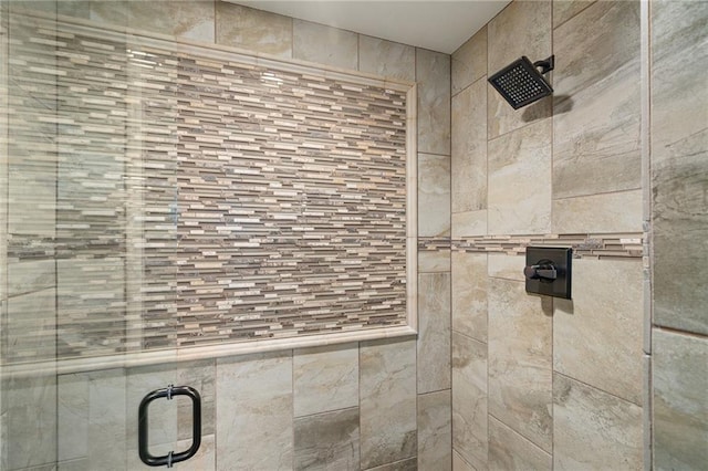 3116 W 137th St, Leawood, KS 66224 - bathroom featuring a stall shower