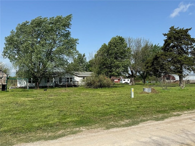 476 170th St, Fort Scott, KS 66701 - view of grassy yard