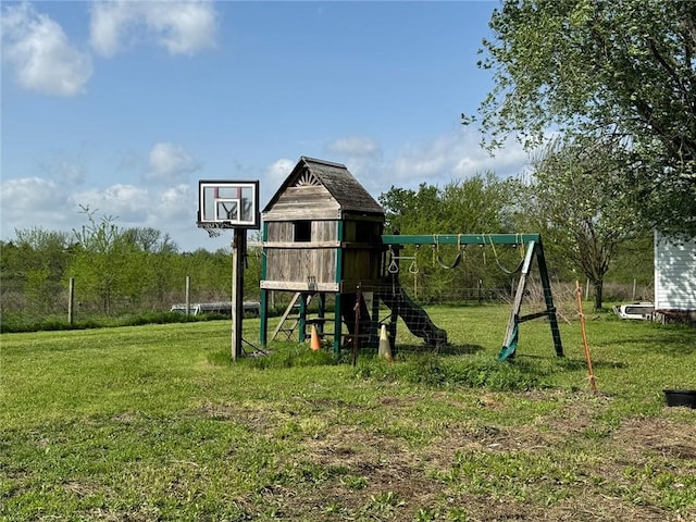476 170th St, Fort Scott, KS 66701 - view of playground featuring a yard