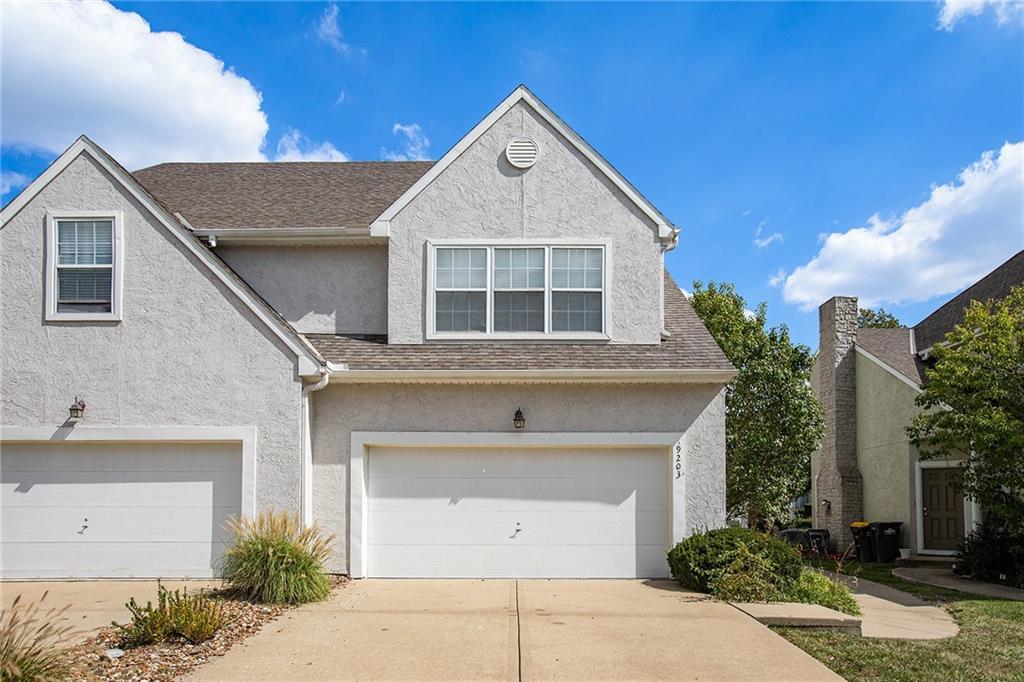 9215 Boehm Dr, Lenexa, KS 66219 - photo 1