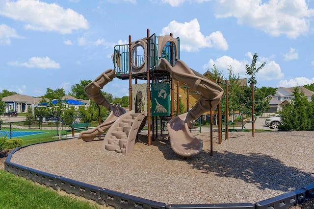 2055 NW Obrien Rd, Lees Summit, MO 64081 - view of community play area