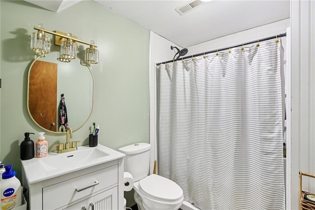1022 N Davis Rd, Ottawa, KS 66067 - bathroom featuring vanity and a shower with shower curtain