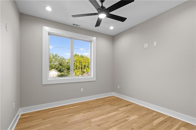 4544 Bell St, Kansas City, MO 64111 - unfurnished room with light wood-type flooring, ceiling fan, and recessed lighting