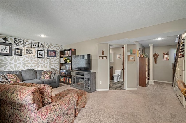 218 NE Bayview Dr, Lees Summit, MO 64064 - living room featuring carpet flooring, a textured ceiling, baseboards, and recessed lighting
