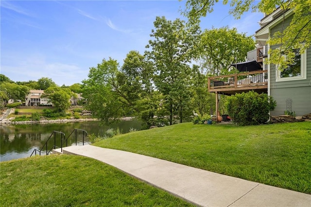 218 NE Bayview Dr, Lees Summit, MO 64064 - view of green lawn featuring a water view
