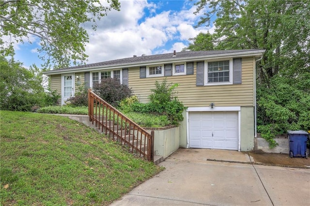 8713 Old Stagecoach Rd, Kansas City, MO 64154 - single story home with a garage, driveway, and a front lawn