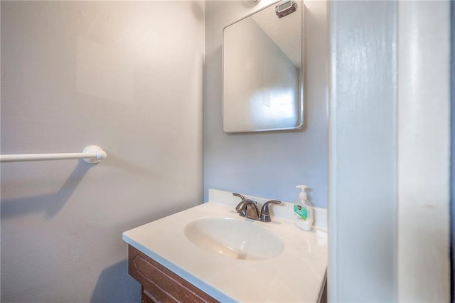 8713 Old Stagecoach Rd, Kansas City, MO 64154 - bathroom featuring vanity