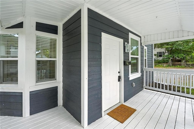 602 N College St, Richmond, MO 64085 - view of wooden porch