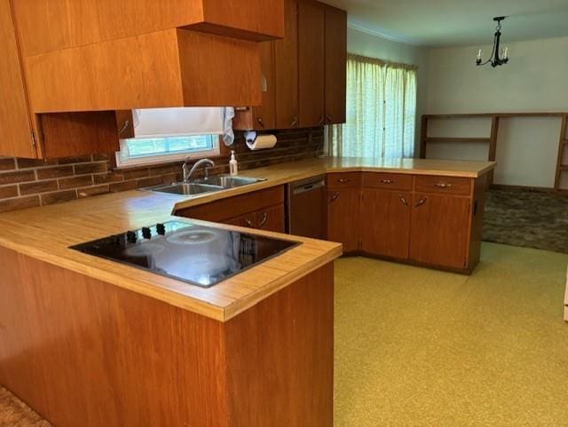 22025 Ness Rd, Parsons, KS 67357 - kitchen with a peninsula, a sink, black electric cooktop, dishwasher, and backsplash