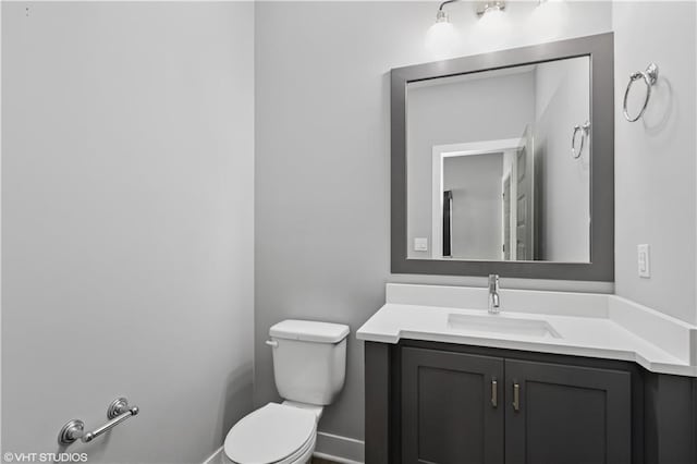10429 W 170th Pl, Overland Park, KS 66221 - bathroom with toilet and vanity