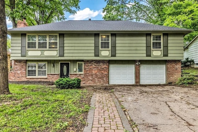 7321 Hardy Ave, Raytown, MO 64133 - photo 1