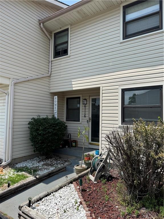 6116 E 127th St, Grandview, MO 64030 - photo 3