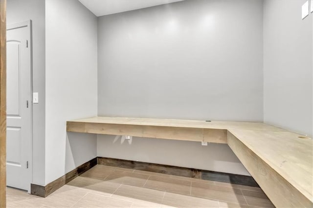 9101 W 158th St, Overland Park, KS 66221 - unfurnished office with baseboards and a sauna