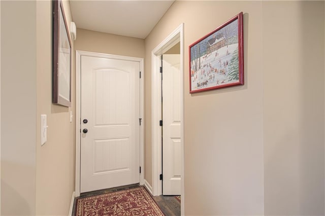 214 N Mcgee St, Tonganoxie, KS 66086 - entryway with dark wood finished floors