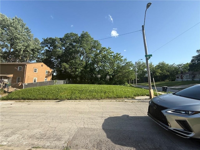 3301 E 20th Ter, Kansas City, MO 64127
