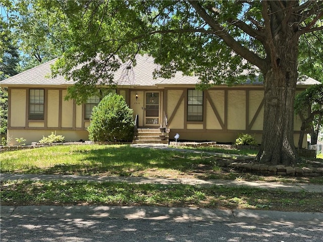 7916 Bradshaw St, Lenexa, KS 66215 - photo 1