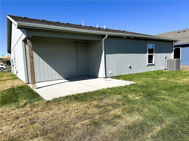 37779 W 207th Ter, Edgerton, KS 66021 - back of property with central AC unit and a yard