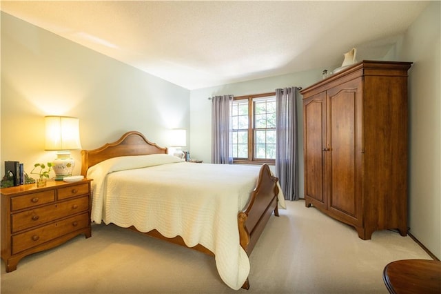 401 E 129th Ter, Kansas City, MO 64145 - bedroom with light carpet