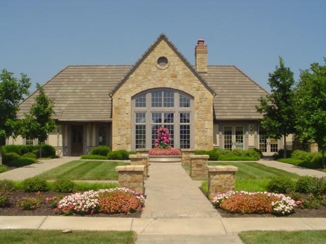 8837 N Kentucky Ave, Kansas City, MO 64157 - photo 5