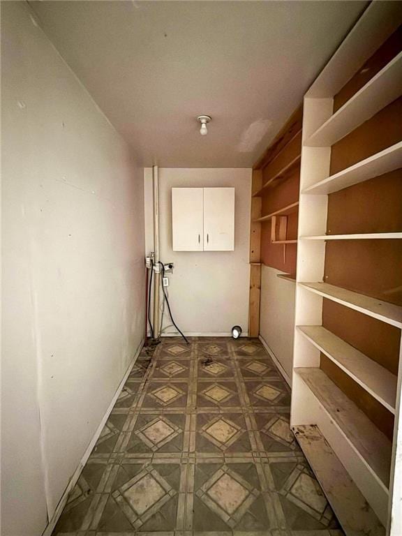 1202 Wall St, Galena, KS 66739 - view of laundry room