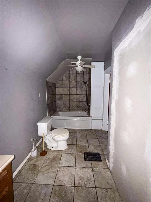 1202 Wall St, Galena, KS 66739 - full bath featuring ceiling fan, a tub, toilet, vanity, and baseboards