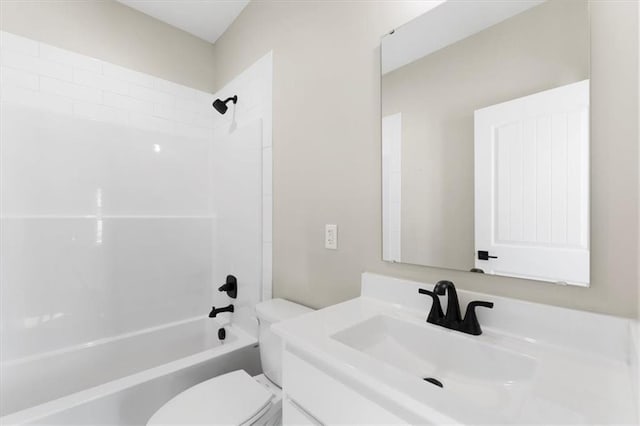 805 W Solomon Dr, Lone Jack, MO 64086 - bathroom with toilet, vanity, and bathing tub / shower combination