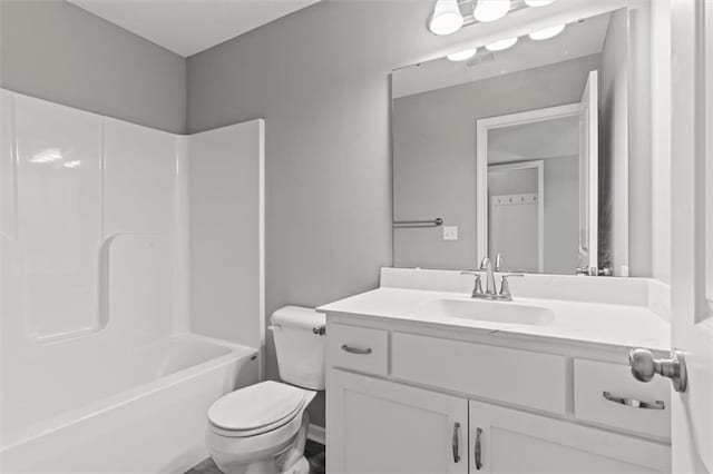 11207 207th St, Peculiar, MO 64078 - bathroom with toilet, vanity, and  shower combination
