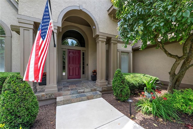 15141 Windsor Cir, Leawood, KS 66224 - property entrance featuring stucco siding