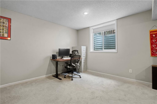 2705 W 137th Pl, Leawood, KS 66224 - carpeted office featuring a textured ceiling, baseboards, and recessed lighting