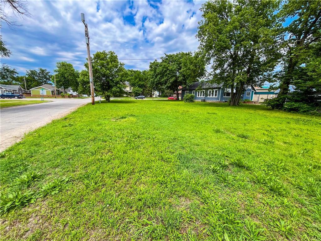 921 W Main St, Independence, KS 67301 - photo 3