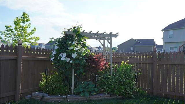 6418 N 141st St, Basehor, KS 66007 - view of yard