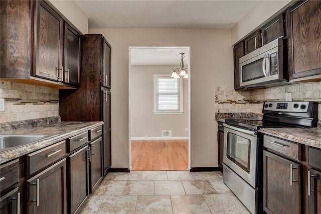 6714 N Bales Ave, Gladstone, MO 64119 - photo 18