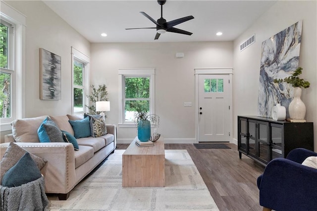 18 Beechwood Ln, Linn Valley, KS 66040 - living area with wood finished floors, ceiling fan, baseboards, and recessed lighting