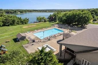 18 Beechwood Ln, Linn Valley, KS 66040 - community pool with a water view