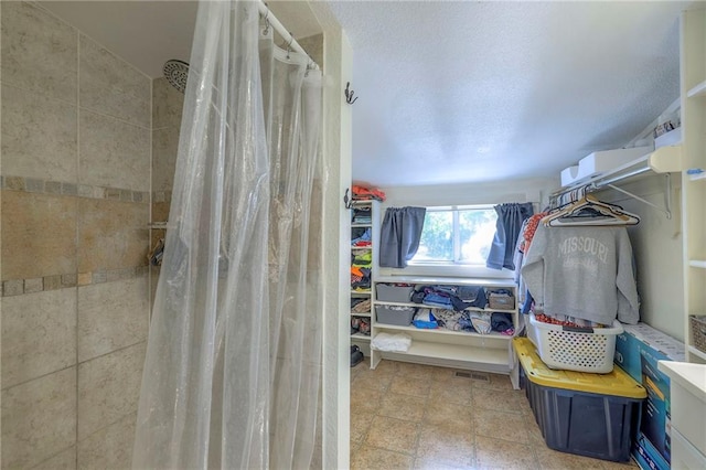 1101 S Independence St, Harrisonville, MO 64701 - view of spacious closet