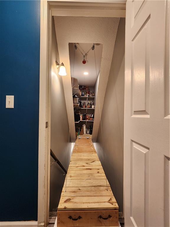 9001 NE 109th Ter, Kansas City, MO 64157 - view of hall