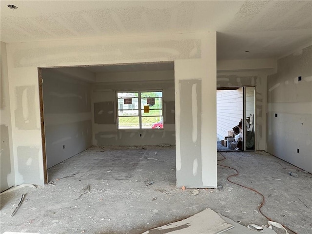 903 Reed Dr, Raymore, MO 64083 - photo 10