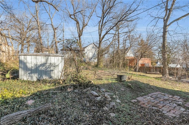 311 N Silver St, Paola, KS 66071 - view of yard