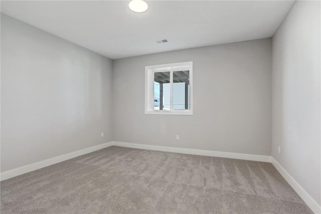 12425 NW Empress St, Platte City, MO 64079 - carpeted empty room with baseboards