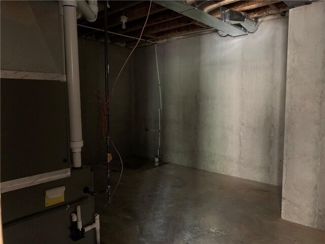 10504 N Mulberry St, Kansas City, MO 64155 - photo 36
