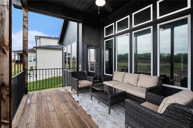 8316 NW 90th St, Kansas City, MO 64153 - sunroom with ceiling fan and an outdoor hangout area